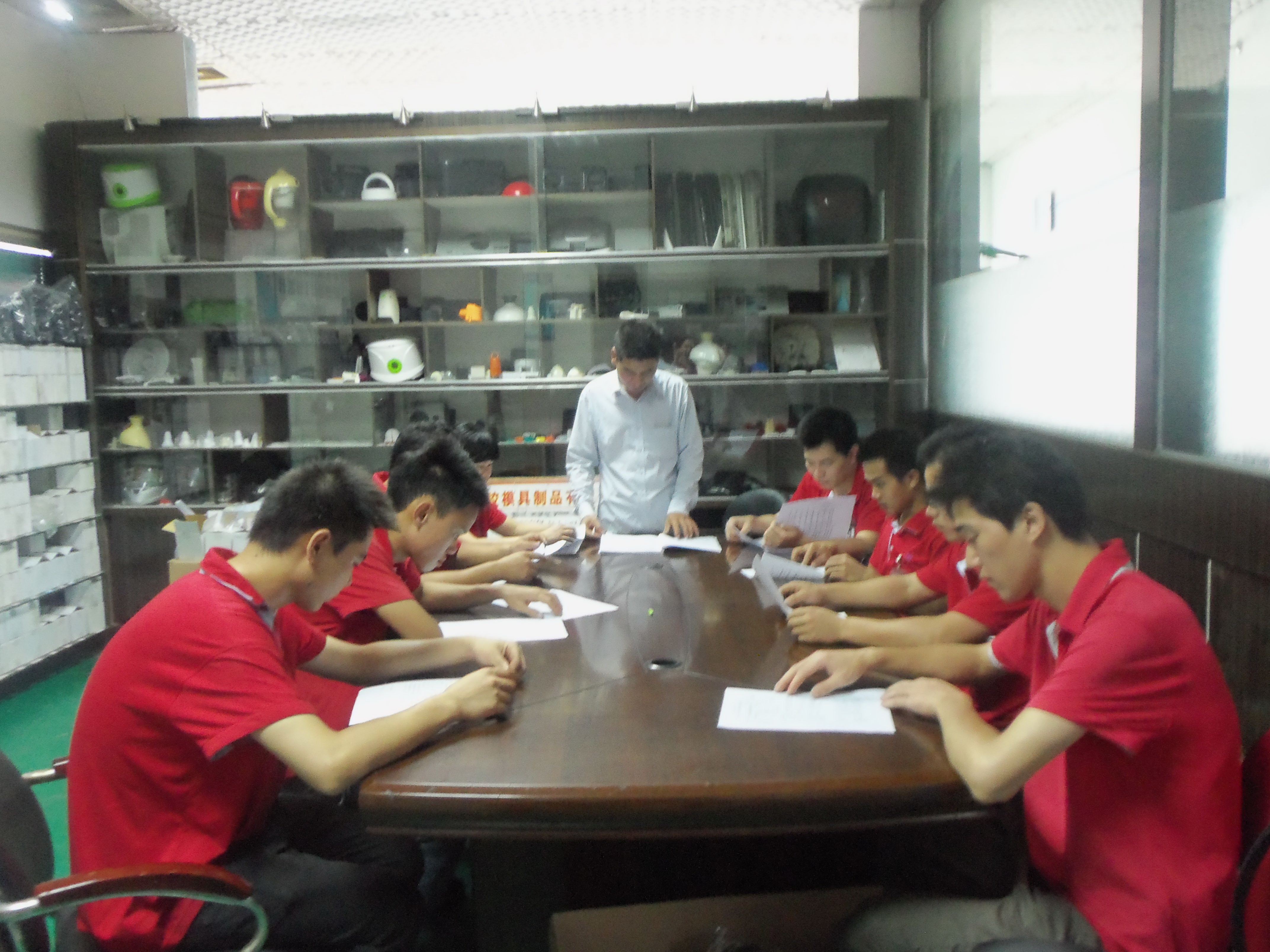 易游(中国)模具和透镜 易游(中国)模具和透镜