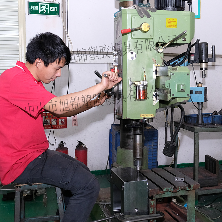 易游(中国)注塑模具生产厂家欢迎客户来图来样咨询